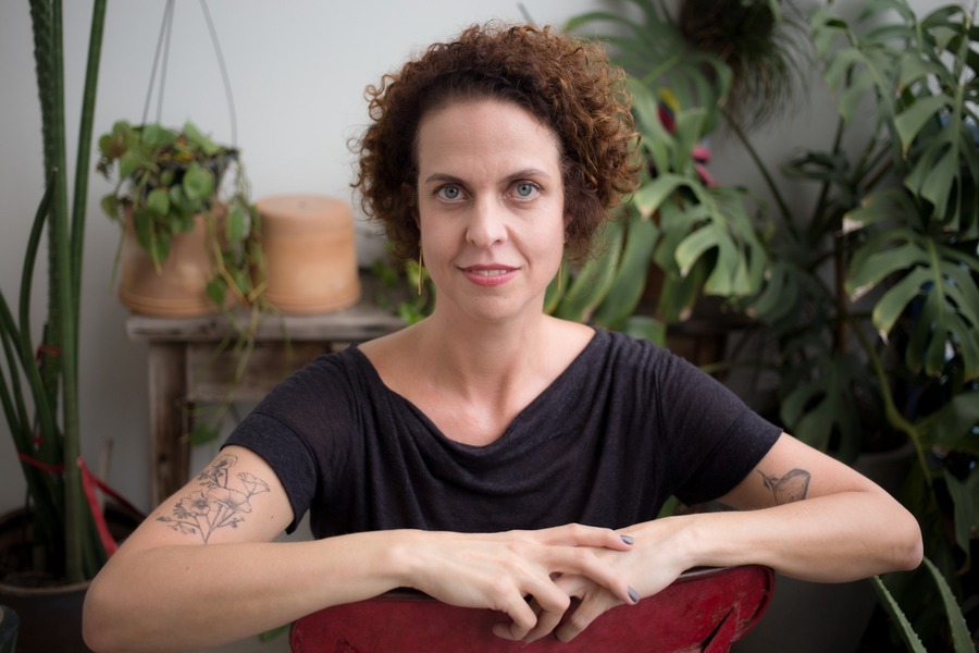 Ligia Gonçalves Diniz é professora de teoria literária na UFMG | © Thaís Alvarenga Ligia Gonçalves Diniz é professora de teoria literária na UFMG | © Thaís Alvarenga