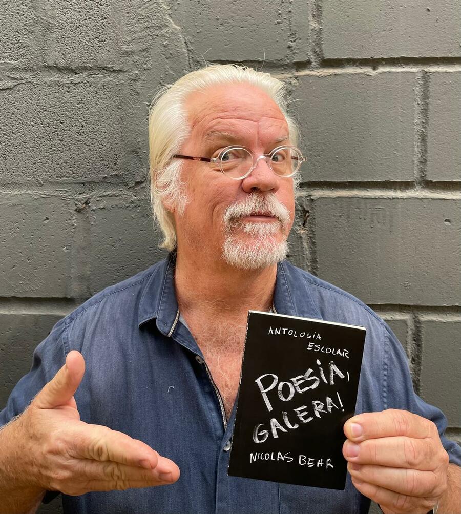 Nicolas Behr e a sua nova antologia | © Arquivo pessoal Nicolas Behr e a sua nova antologia | © Arquivo pessoal