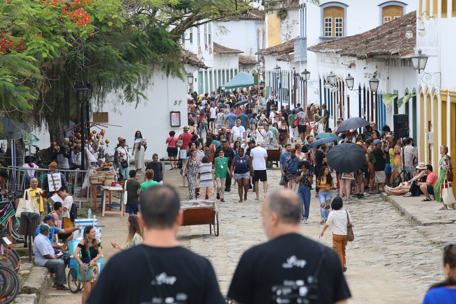 Após o evento, propostas selecionadas vão ganhar um template para divulgação em suas redes e um certificado, que irá somar-se ao seu portfólio artístico | © Divulgação
