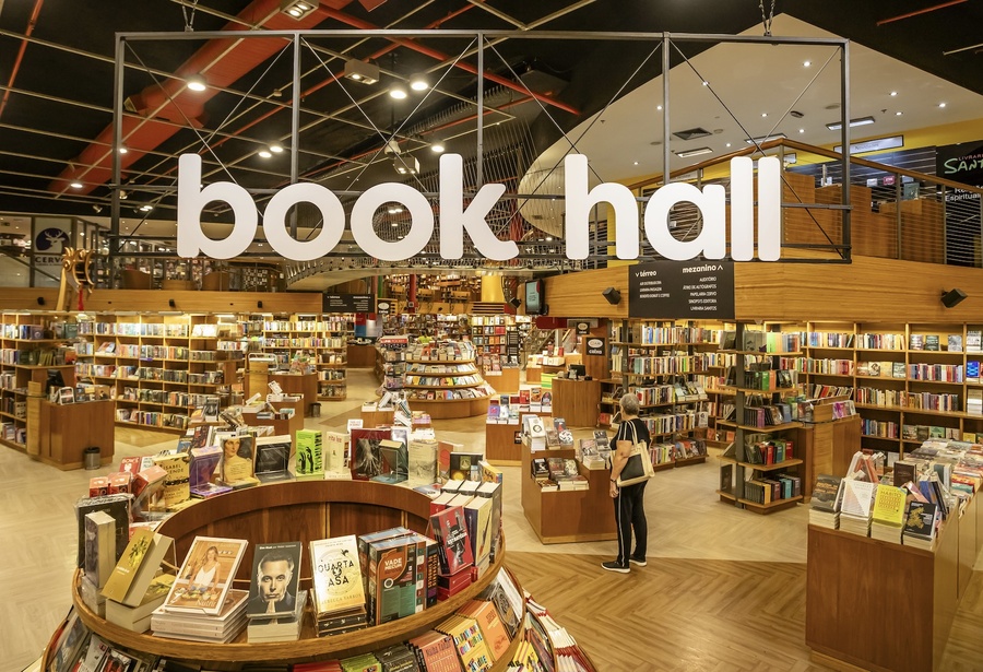 O Book Hall do Bourbon Shopping Country irá oferecer no local um catálogo focado em livros religiosos | © Renan Costantin