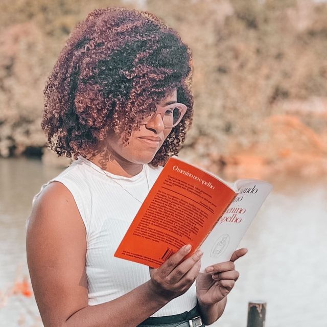 Autora e booktuber Odileia Brito, do canal Leya com Propósito |© Arquivo pessoal
