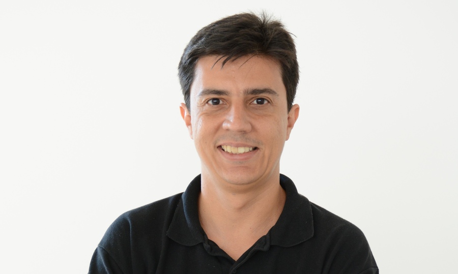 Jornalista e pesquisador Paulo Henrique Silva debate sobre o livro 'Cinema fantástico brasileiro: 100 filmes essenciais' | © Marcelo Prates