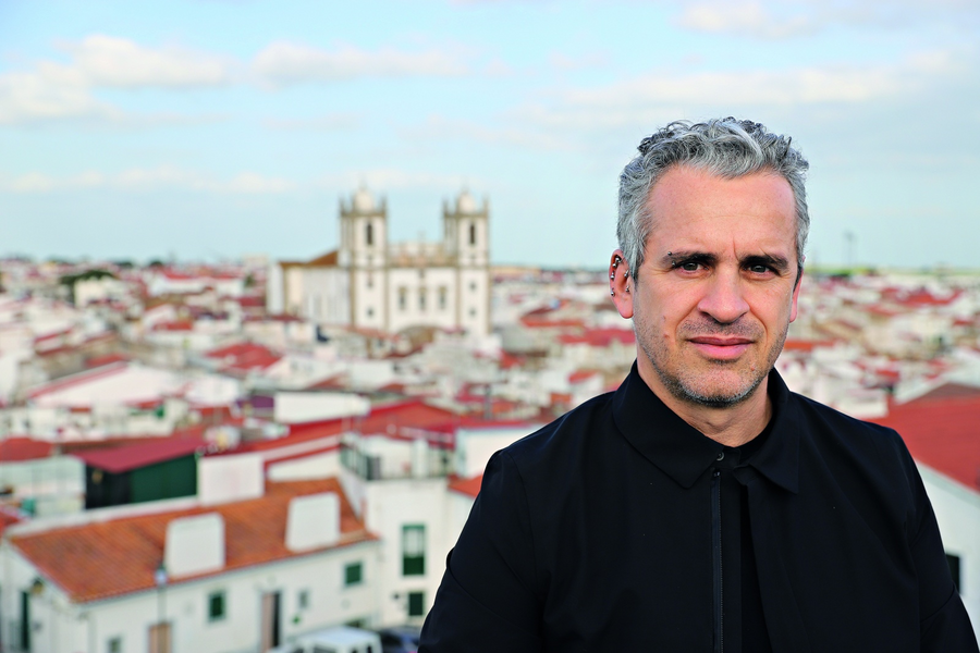O escritor português José Luís Peixoto | © Divulgação