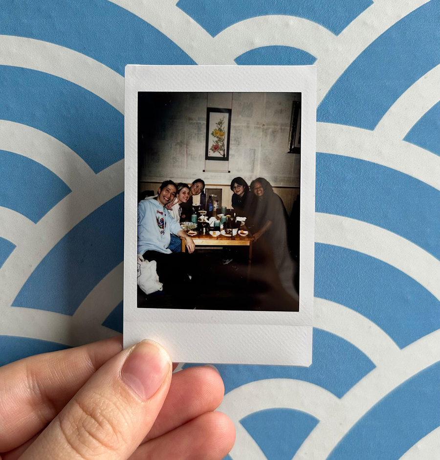 Foto instax que tiramos juntos no Mr. Lee | © Ing Lee Foto instax que tiramos juntos no Mr. Lee | © Ing Lee