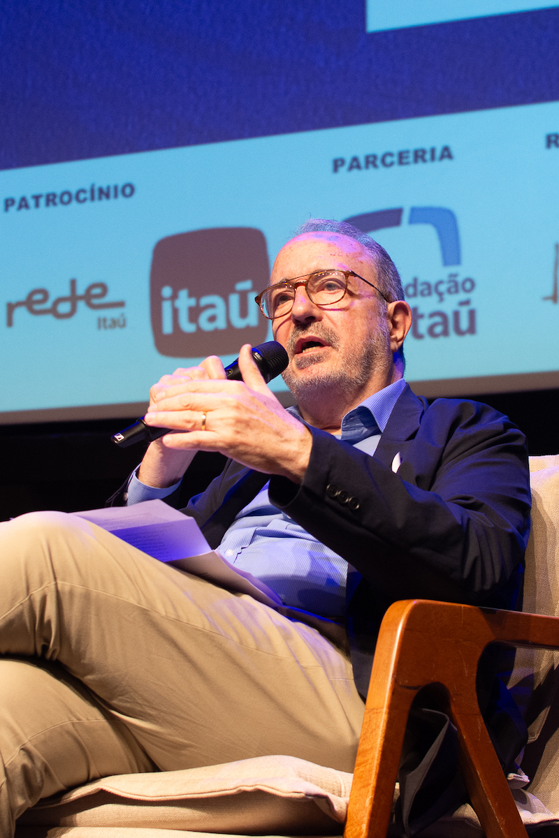 José Castilho analisa os resultados da Pesquisa Retratos da Leitura 2024 | © Divulgação