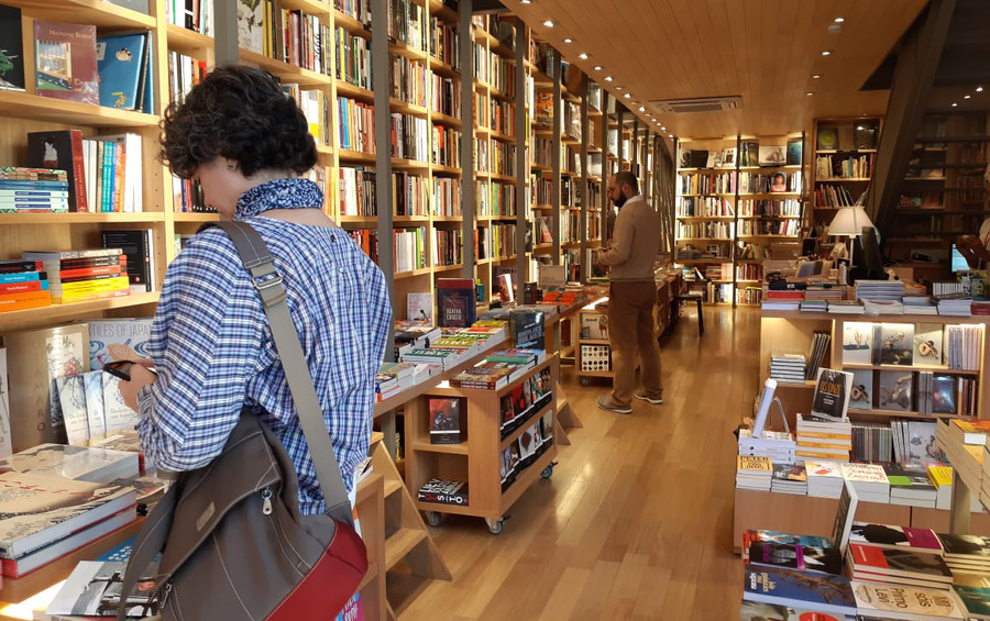 Livraria da Travessa | © Leonardo Neto Livraria da Travessa | © Leonardo Neto