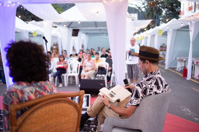 O Festival Literário Internacional de Poços de Caldas (Flipoços) contará com mesas e programação de temática LGBTQIAPN+ | © Divulgação