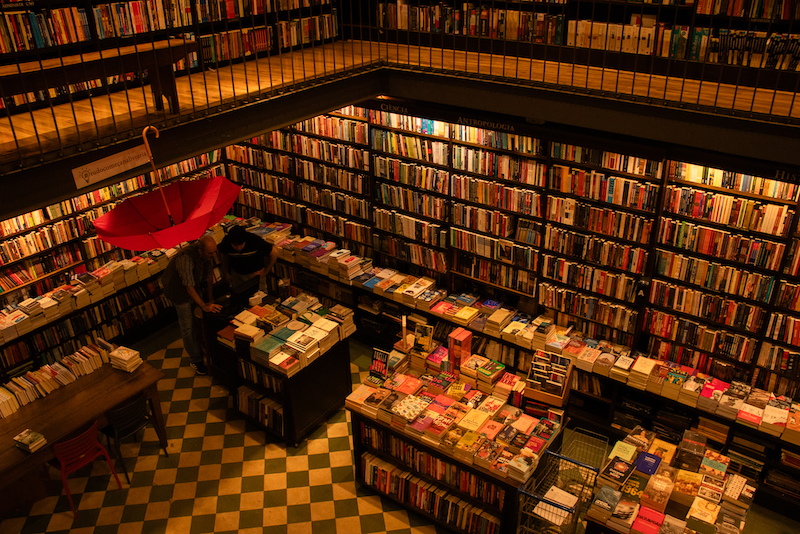 Mercado debate se há possibilidades de correção no preço do livro | © Beatriz Sardinha / PublishNews