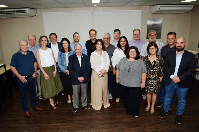 Nova diretoria da chapa “O Livro Nos Une” tomou posse na quinta feira (27) | © Divulgação