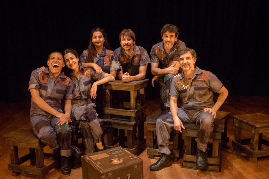 'A palavra que resta', versão para o teatro do livro do escritor cearense Stênio Gardel — vencedor do National Book Awards na categoria literatura traduzida —, que estreia nova temporada no Rio | © Carolina Spork