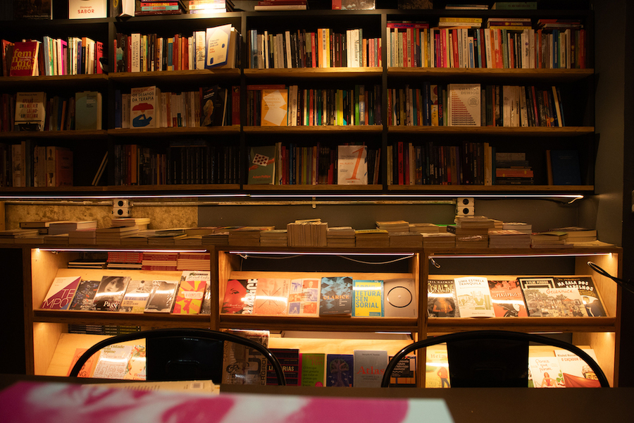 PMC apontou resultados negativos no início do ano para o setor de Livros, revistas e papelaria | © Beatriz Sardinha / PublishNews