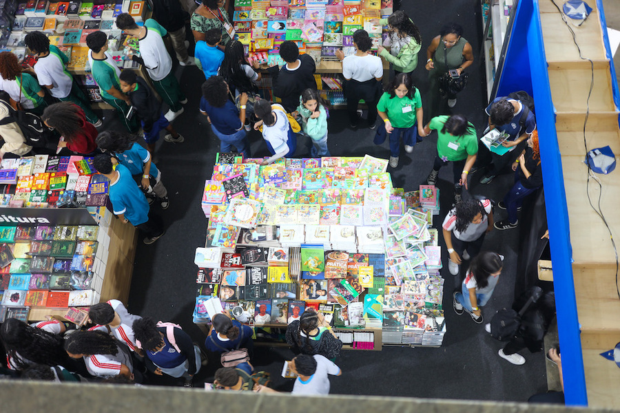Bienal Mineira do Livro 2025 movimenta R$ 40 milhões e recebe 260 mil visitantes