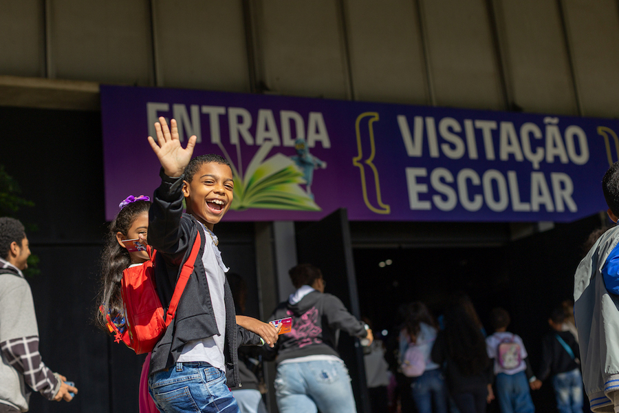 Visitação escolar é um dos principais programas da Bienal do Livro Rio | © Bienal do Livro Rio