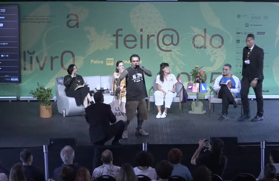 © Reprodução Youtube d'A Feira do Livro © Reprodução Youtube d'A Feira do Livro