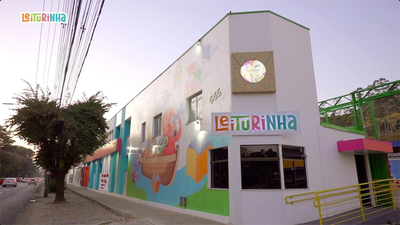 Sede da Leiturinha em Poços de Caldas (MG): linha de montagem de alto nível | © Leiturinha Sede da Leiturinha em Poços de Caldas (MG): linha de montagem de alto nível | © Leiturinha