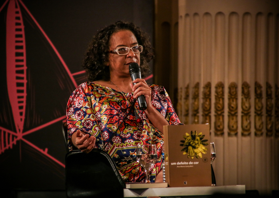 Ana Maria Gonçalves no Fliaraxá 2017 | © Flankli Caldeira Ana Maria Gonçalves no Fliaraxá 2017 | © Flankli Caldeira