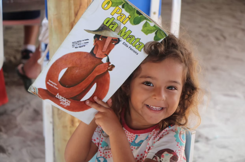 Com a inclusão oficial do festival no calendário da educação de Porto Seguro, espera-se também a participação ampliada de escolas não indígenas | © Divulgação / Caju de Leitores Com a inclusão oficial do festival no calendário da educação de Porto Seguro, espera-se também a participação ampliada de escolas não indígenas | © Divulgação / Caju de Leitores