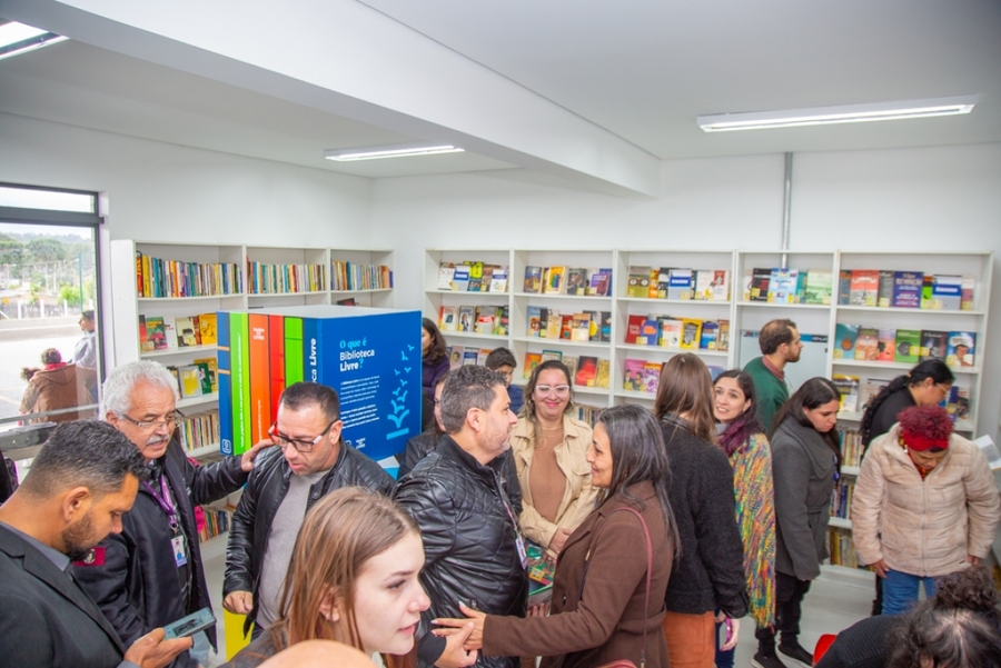 Biblioteca Livre é operada pela ONG Viagem do Livro | © Prefeitura de Piraquara (PR)