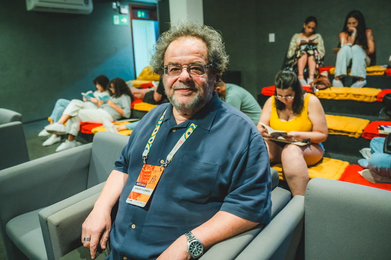 Bernardo Ajzenberg, um dos fundadores da Editora Seja Breve | © Fliaraxá