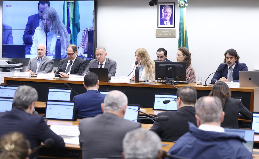 Audiência na Câmara dos Deputados debateu IA e direitos autorais | © Vinicius Loures / Câmara dos Deputados Audiência na Câmara dos Deputados debateu IA e direitos autorais | © Vinicius Loures / Câmara dos Deputados