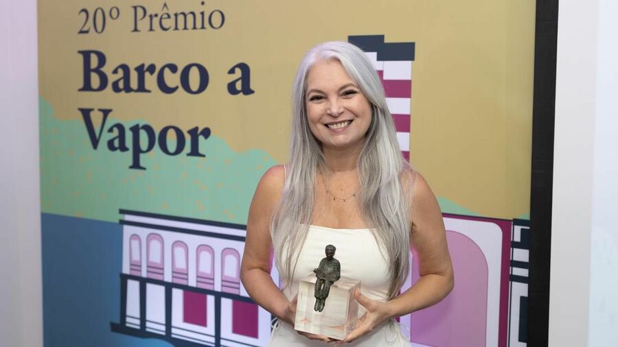 Autora venceu a 20ª edição do Prêmio Barco a Vapor | © Arquivo pessoal Autora venceu a 20ª edição do Prêmio Barco a Vapor | © Arquivo pessoal