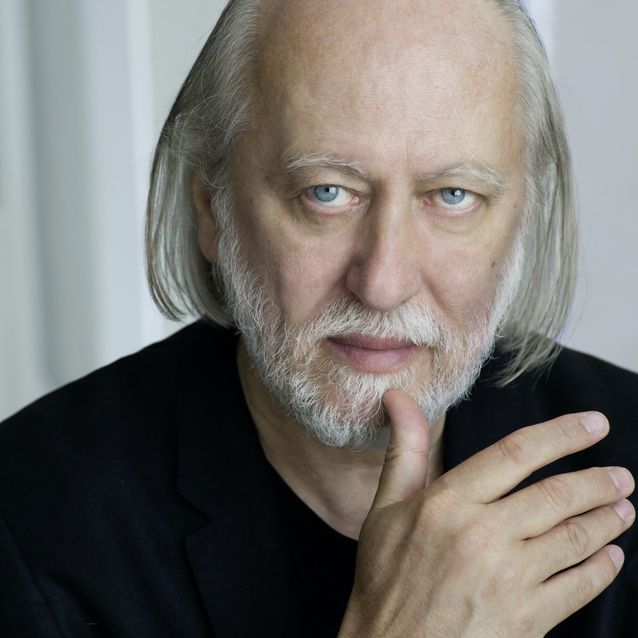 Vencedor do Nobel de Literatura 2025 estará em Frankfurt | © Nina Subin