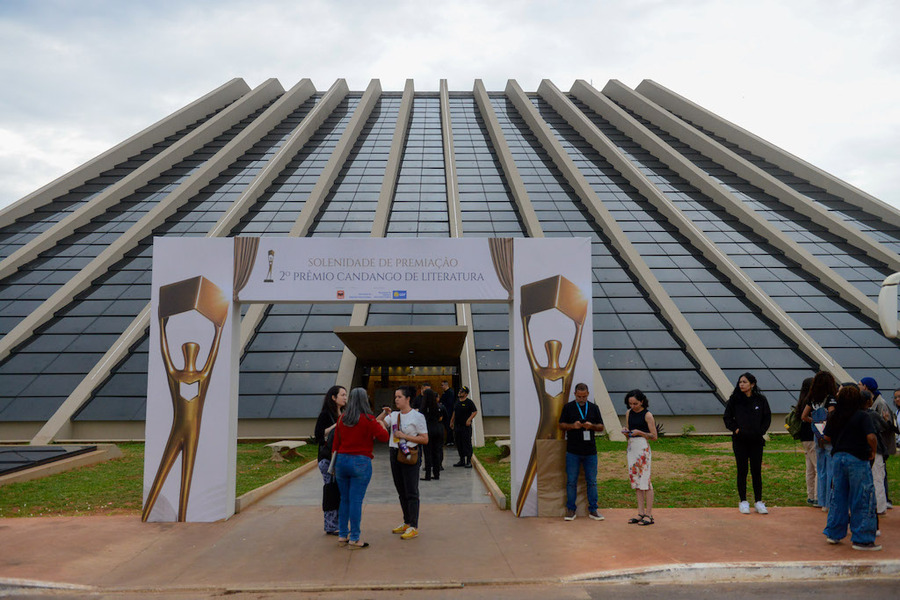 Prêmio foi entregue em cerimônia na Teatro Nacional Cláudio Santoro | © Divulgação Prêmio foi entregue em cerimônia na Teatro Nacional Cláudio Santoro | © Divulgação