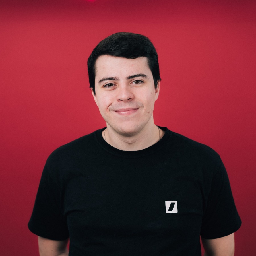 Thiago Bio, editor do Grupo Aleph, vai à Bulgária | © Arquivo pessoal