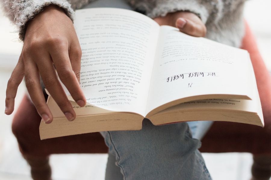 Debates literários sobre o lugar da crítica são importantes para movimentar os meios intelectuais | &copy; Freepik