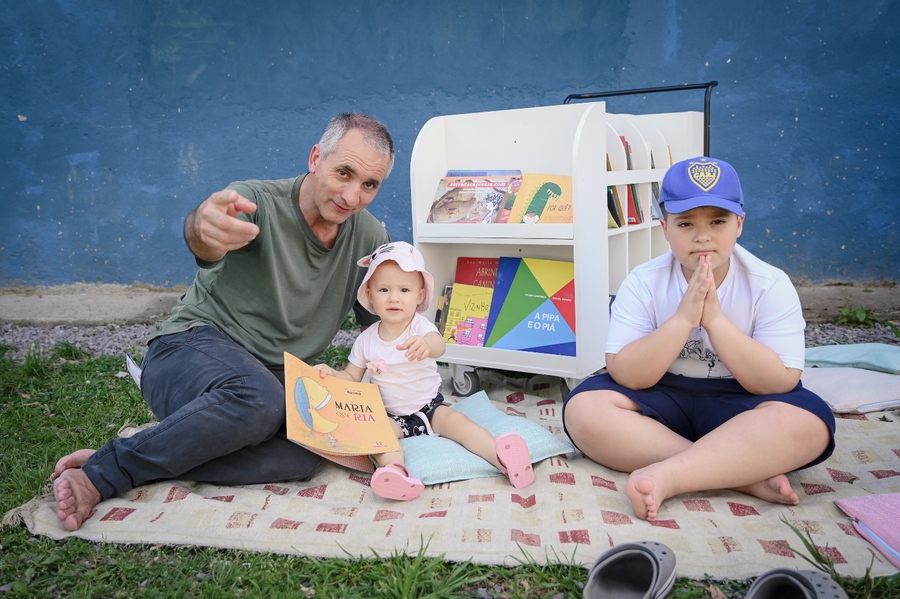 Quindim Bibliotecas Móveis &copy; Marina Rech