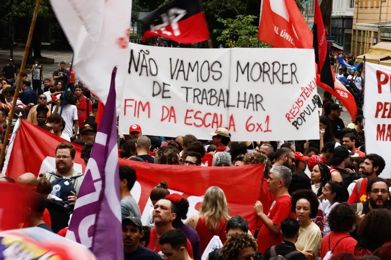 Manifestação pelo fim da escala 6x1 &copy; Tânia Rego / Agência Brasil