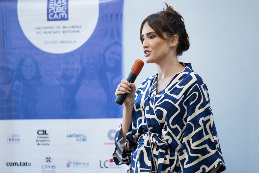 Lella Malta em um dos encontros do Elas Publicam &copy; Divulgação