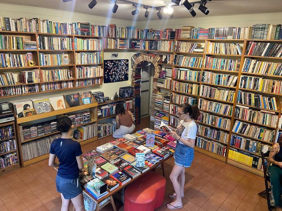 Livraria Canto Geral