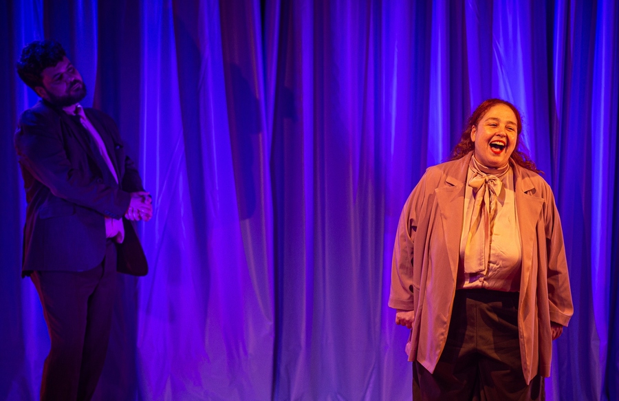 Luis Antonio Fortes e Debora Lamm em cena &copy; Rodrigo Menezes