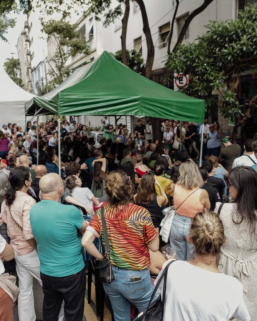 Aula pública na Feira do Livro da Rocha em 2025 | &copy; Divulgação