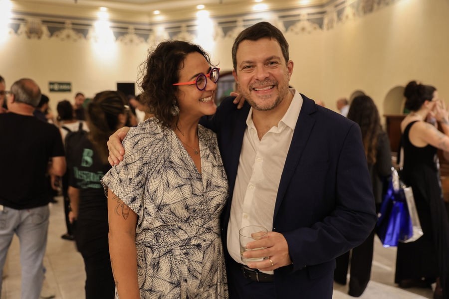 Monica Ramalho e Ricardo Arcon, do PublishNews | &copy; Francio de Holanda / PublishNews