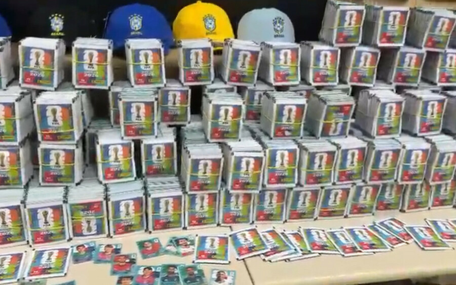 Figurinhas seriam destinadas ao mercado formal | &copy; Reprodução / Polícia Civil