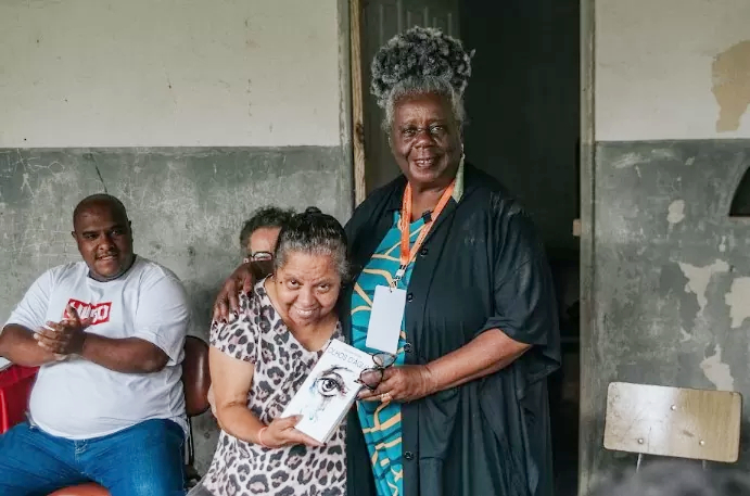 Do dia em que Dona Rosinha conheceu Conceição Evaristo &copy; Kevem Willian