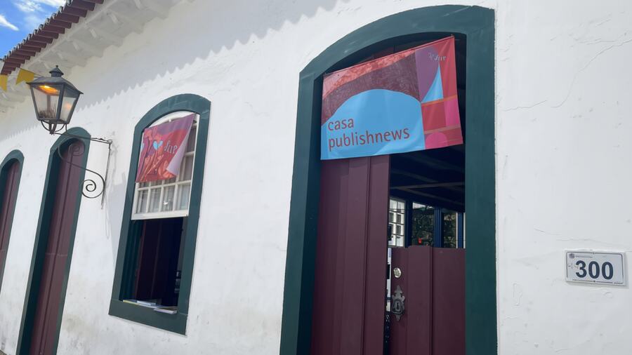 Casa PublishNews está pronta para receber leitores, amigos e profissionais do mercado! | © Guilherme Sobota Casa PublishNews está pronta para receber leitores, amigos e profissionais do mercado! | © Guilherme Sobota