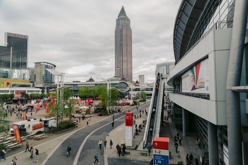Feira de Frankfurt 2026 começou com sol e calor e terminou com frio e chuva | © Frankfurter Buchmesse